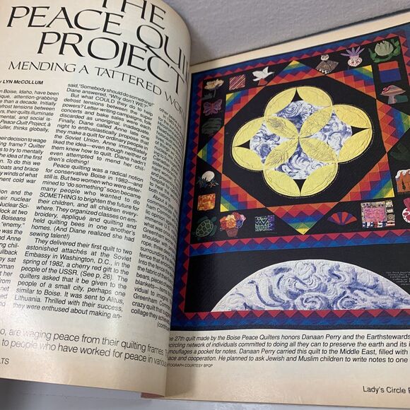2 Lady's Circle Patchwork Quilts Magazines Dec 1992 & April 1993 Quilt Patterns - Picture 11 of 11